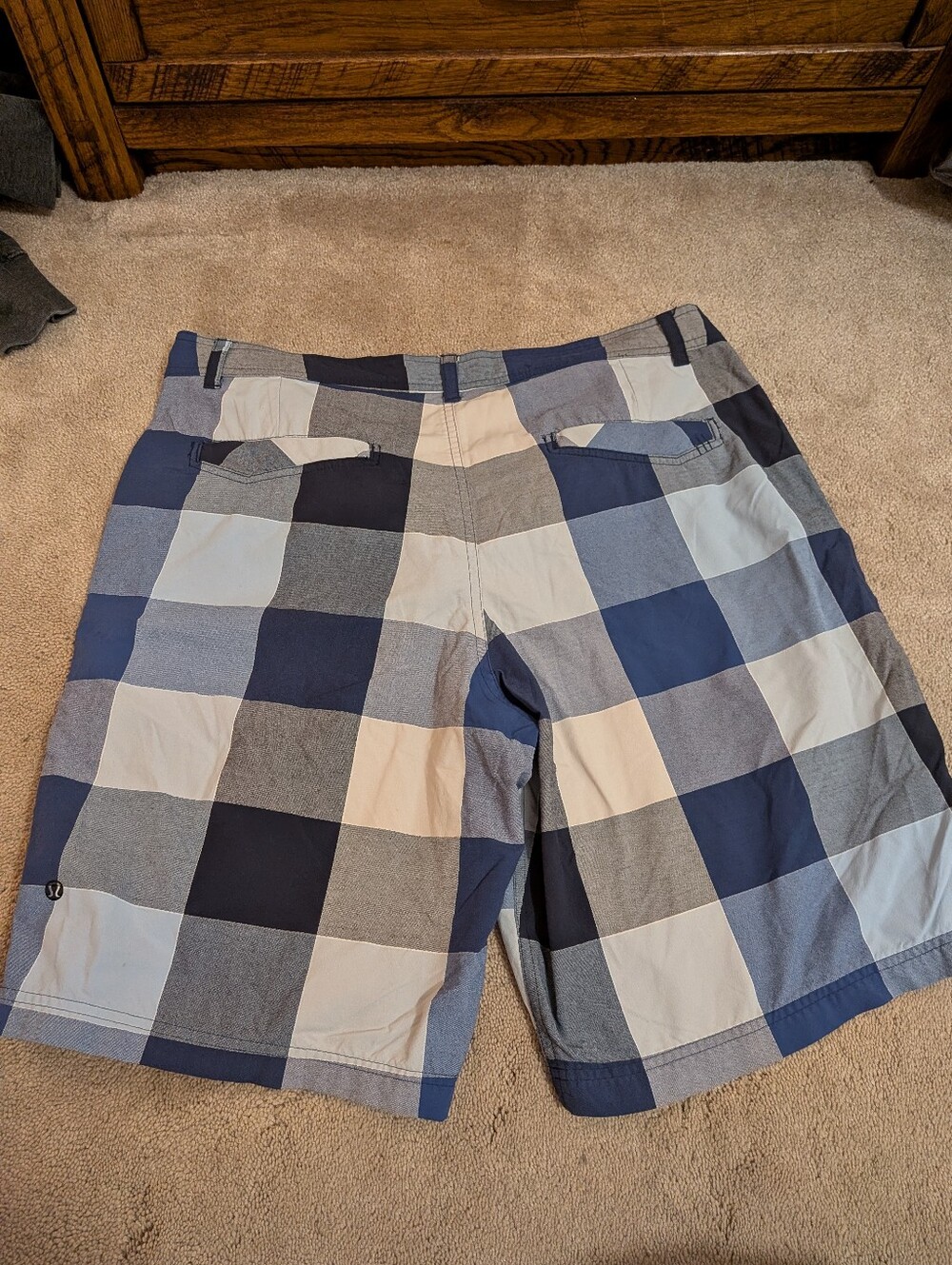 Lululemon‎ Men's Blue Plaid Shorts Size 38